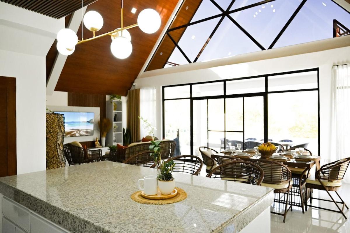 Redwood Cabin Bolinao 外观 照片
