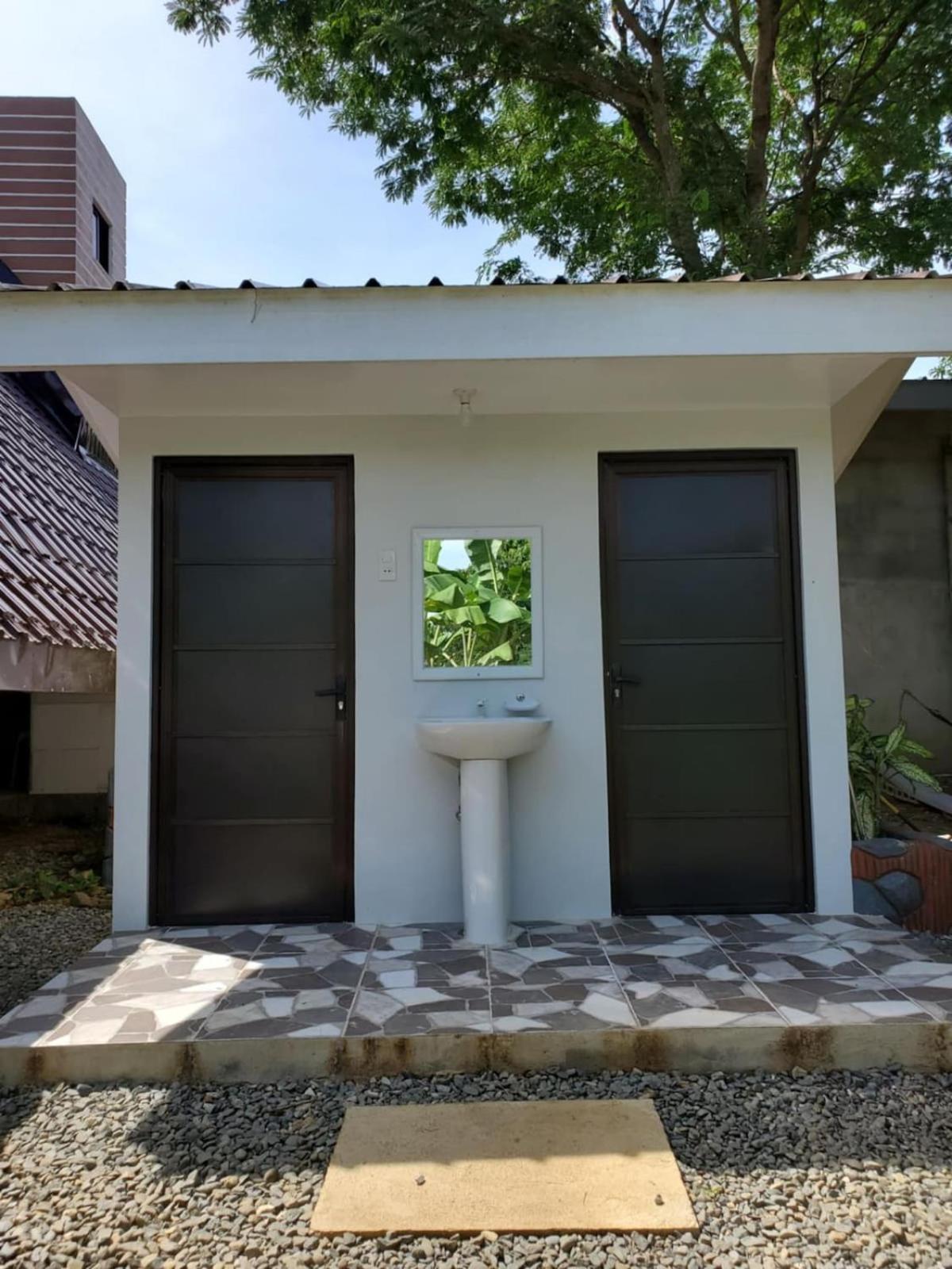 Redwood Cabin Bolinao 外观 照片