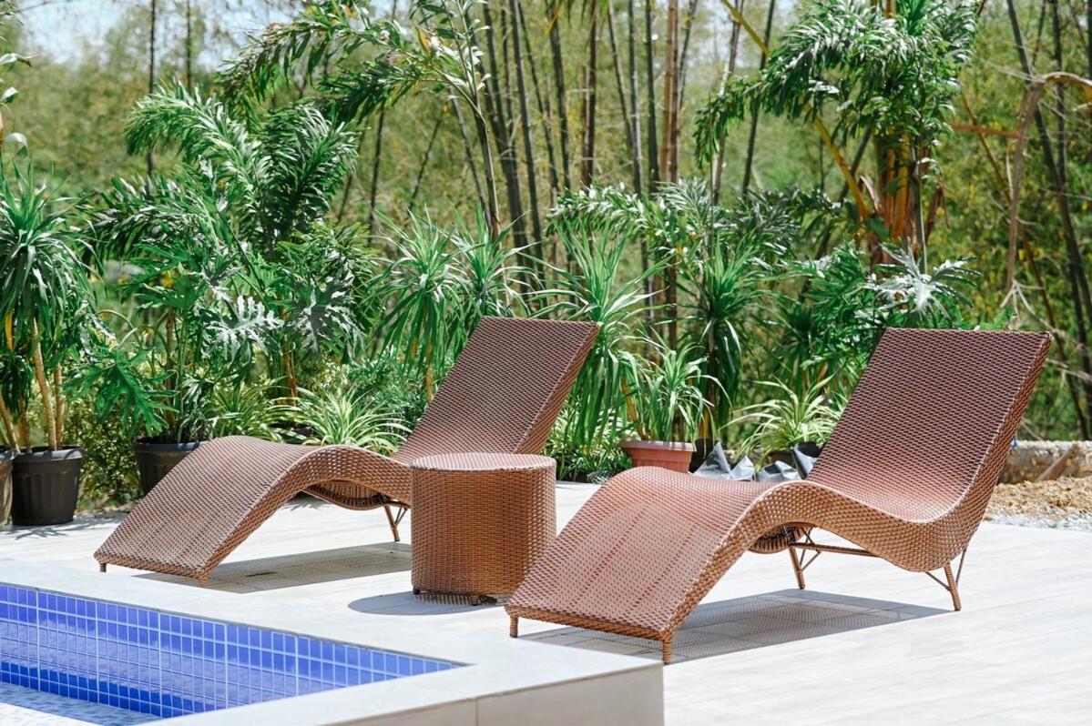 Redwood Cabin Bolinao 外观 照片